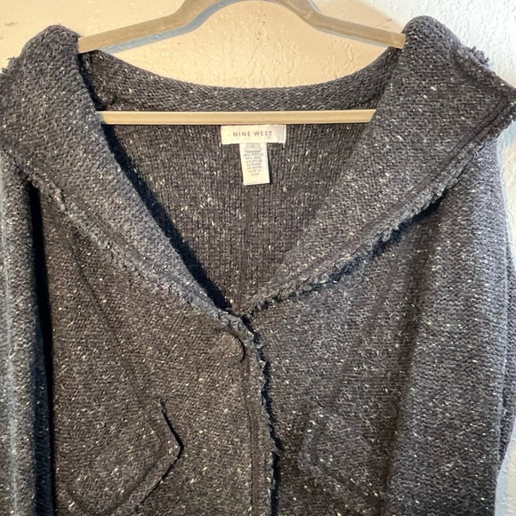 Nine West Gray Cardigan Sweater Shawl Collar SZ L Fuzzy Long Sleeve One Button - Picture 3 of 9